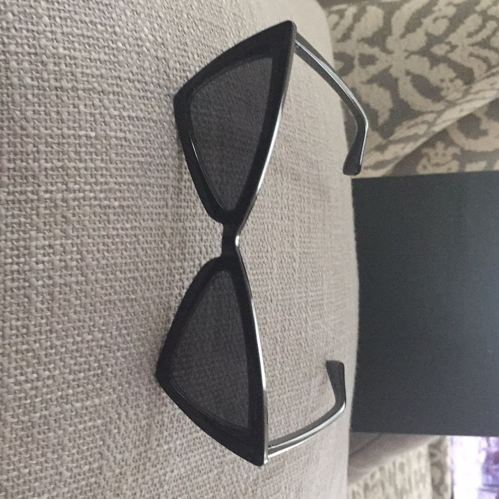 SUN GLASSES - Black cat eye.  Me-owwww
